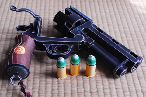 hellboy-samaritan-revolver